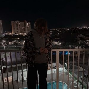 Meet your Posher, Asher